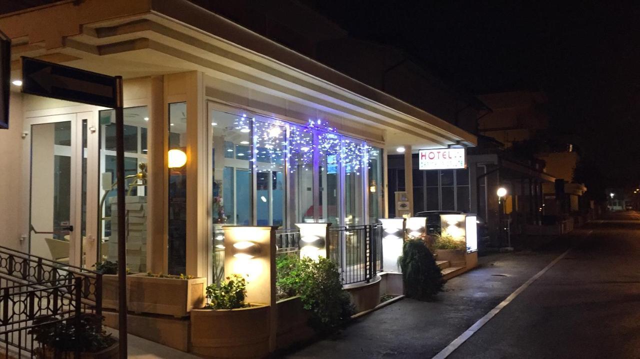 Dea Della Salute Hotel Bellaria – Igea Marina Kültér fotó