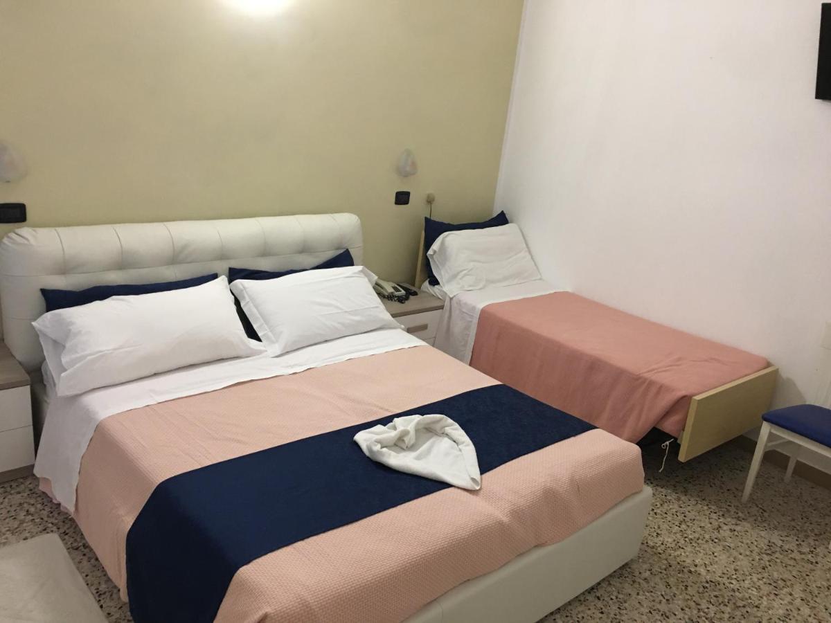 Dea Della Salute Hotel Bellaria – Igea Marina Kültér fotó