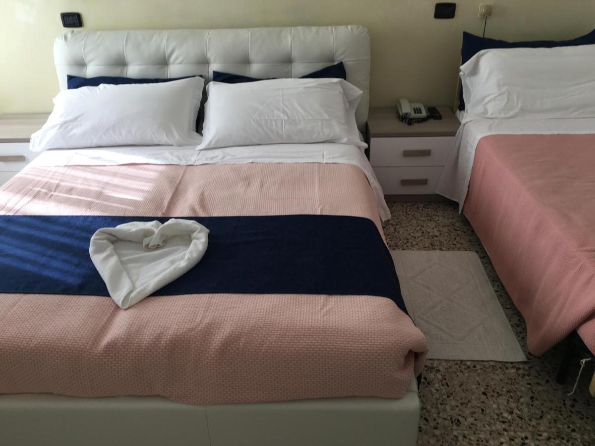 Dea Della Salute Hotel Bellaria – Igea Marina Kültér fotó